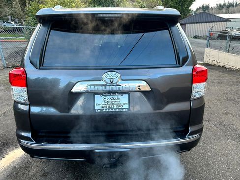 Used 2011 Toyota 4Runner Limited image 6