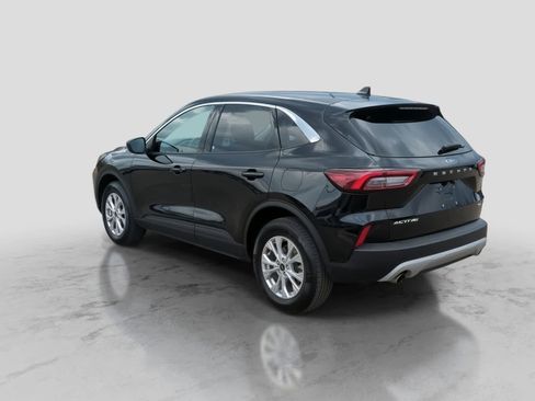 Certified 2023 Ford Escape Active AWD/4WD image 6