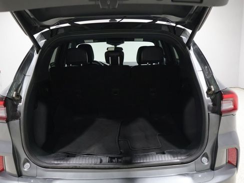 Used 2024 Ford Escape ST-Line image 4