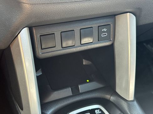 Used 2025 Toyota Corolla Cross AWD Hybrid image 35