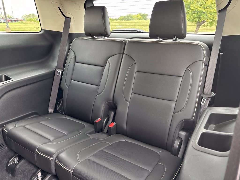 Used 2023 GMC Acadia Denali FWD image 12
