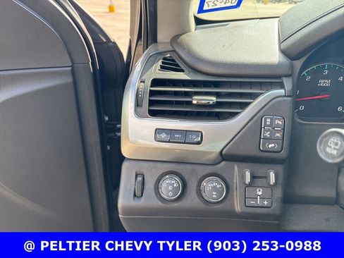 Used 2017 Chevrolet Tahoe Premier AWD/4WD image 13