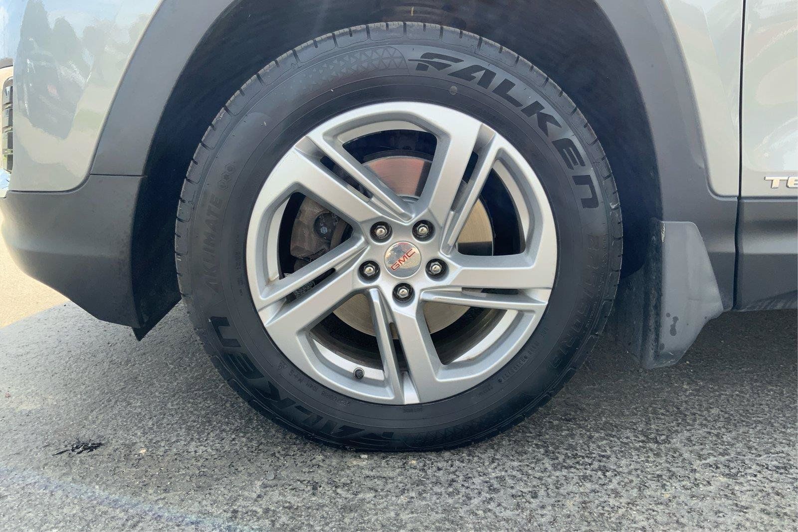 Used 2019 GMC Terrain SLE w/ Driver Convenience Package AWD/4WD image 30