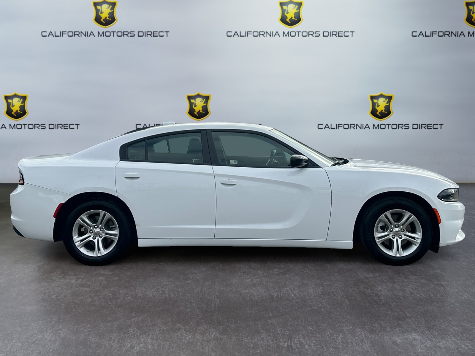 Used 2023 Dodge Charger SXT RWD image 6