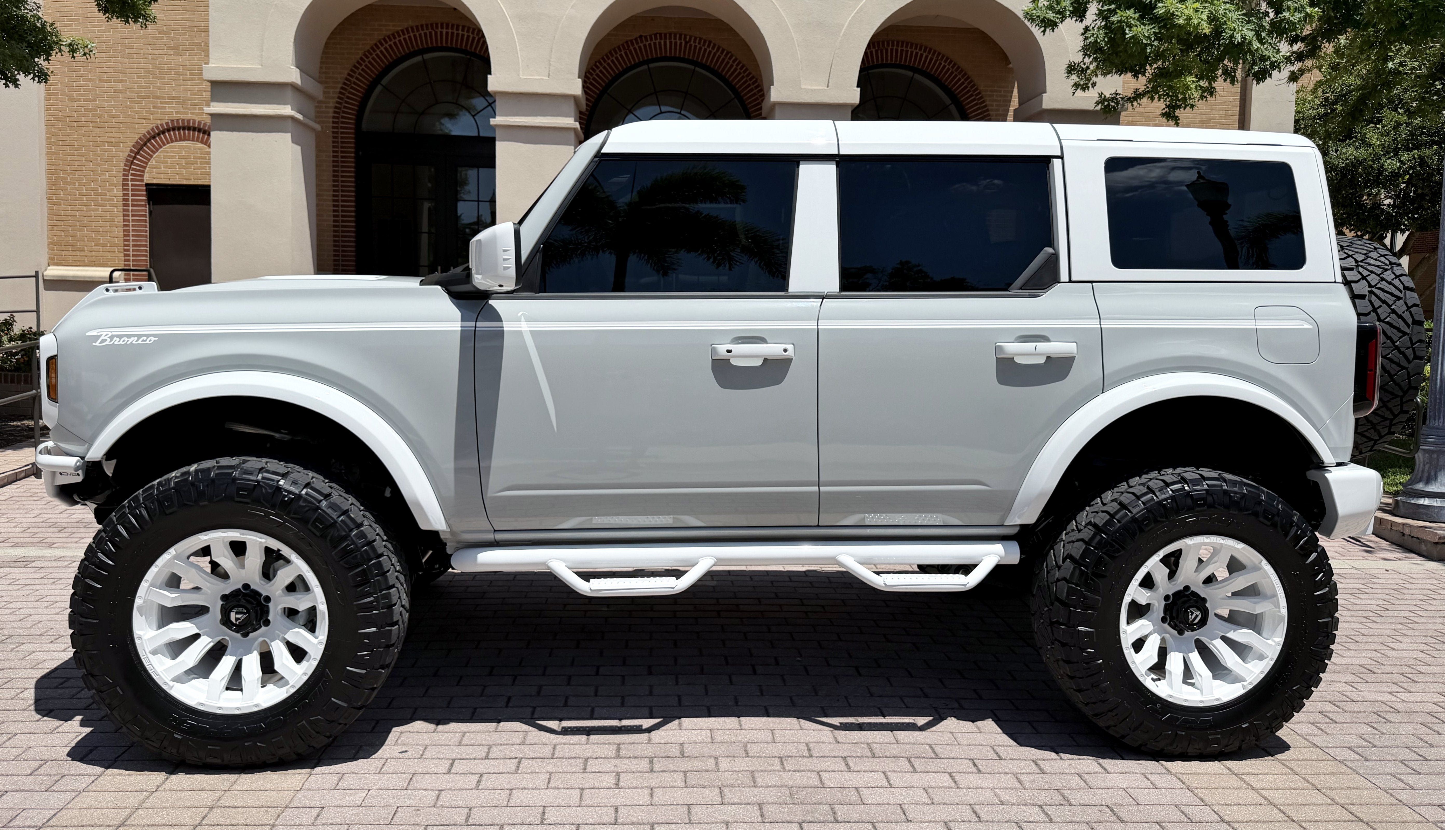 Used 2026 Ford Bronco Outer Banks AWD/4WD image 4