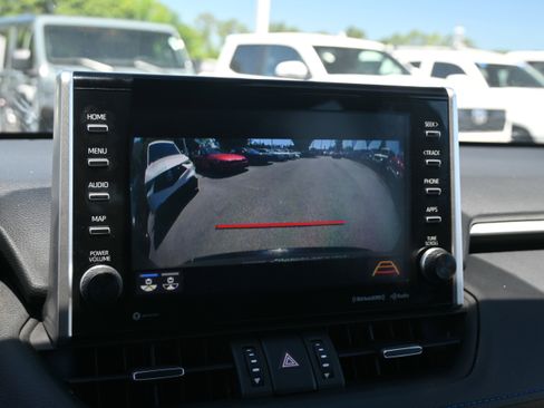 Used 2022 Toyota RAV4 XSE AWD/4WD image 23