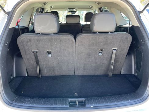 Used 2024 Kia Sorento S image 34