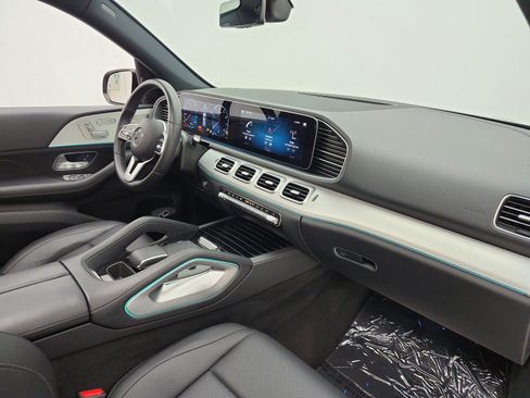 Used 2022 Mercedes-Benz GLE 350 w/ AMG Line Exterior image 22