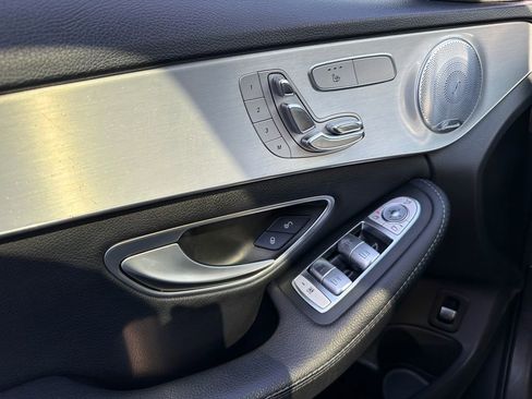Used 2018 Mercedes-Benz C 300 4MATIC Sedan image 30
