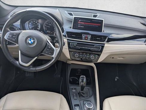 Used 2022 BMW X1 sDrive28i image 18