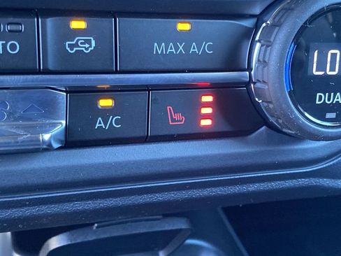 Used 2025 Ford Bronco Outer Banks AWD/4WD image 23