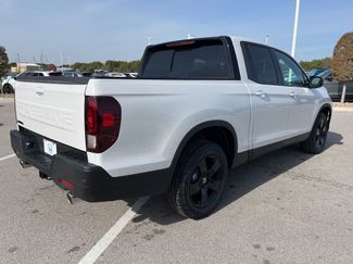New 2026 Honda Ridgeline Black Edition video 3