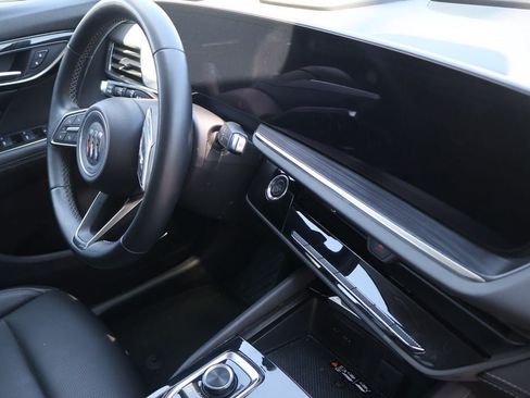 Used 2024 Buick Envision Preferred AWD/4WD image 15