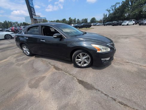 Used 2014 Nissan Altima 2.5 SL w/ Technology Package FWD image 16