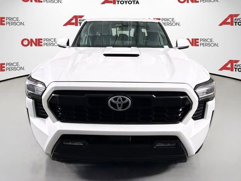 Certified 2024 Toyota Tacoma TRD Sport w/ TRD Sport Upgrade Package AWD/4WD image 3