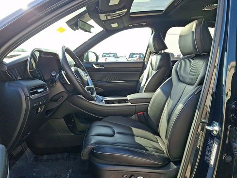 Used 2023 Hyundai Palisade Calligraphy image 14