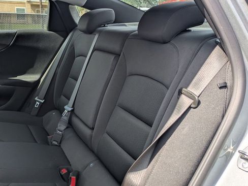 Used 2024 Chevrolet Malibu LT image 14