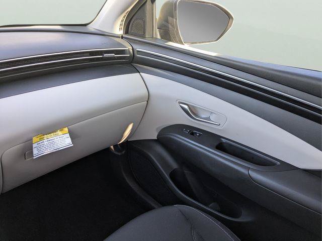Used 2024 Hyundai Tucson SEL FWD image 16