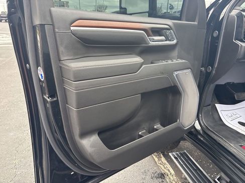 Used 2024 GMC Sierra 2500 Denali w/ Denali Reserve Package image 40