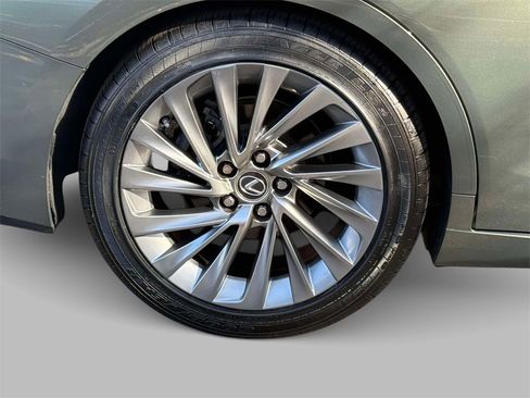 Used 2019 Lexus ES 350 Luxury w/ Accessory Package image 13