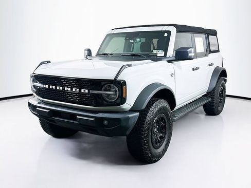 Used 2022 Ford Bronco Wildtrak AWD/4WD image 3