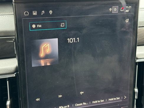 Used 2025 GMC Yukon Elevation image 27