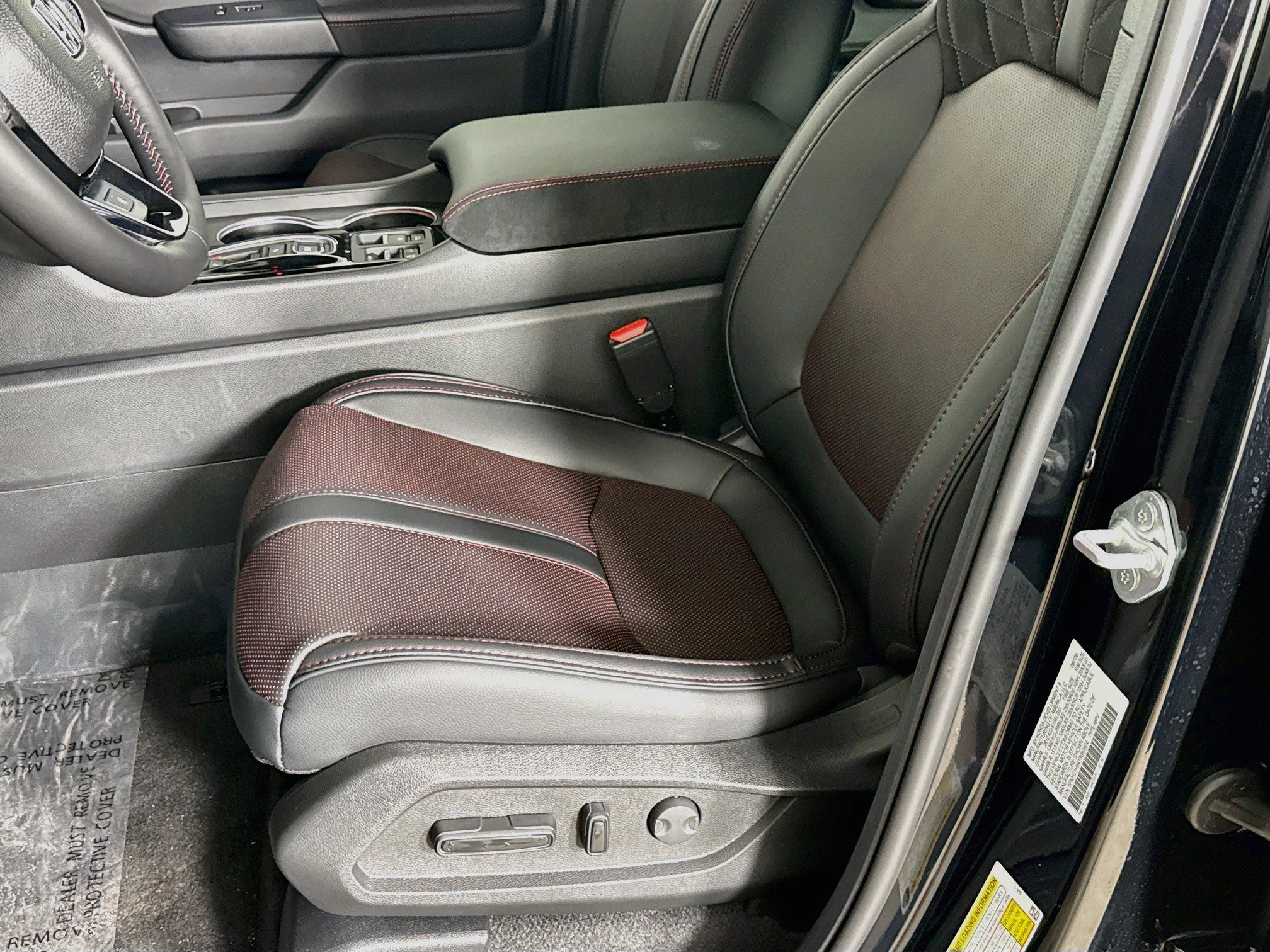 New 2026 Honda Pilot Black Edition image 24