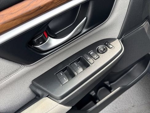 Used 2018 Honda CR-V EX image 10