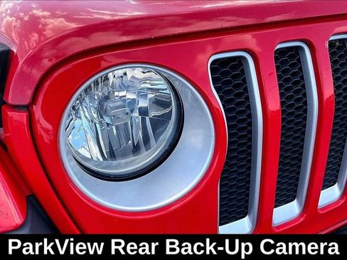 Used 2021 Jeep Wrangler Unlimited Sahara AWD/4WD image 32