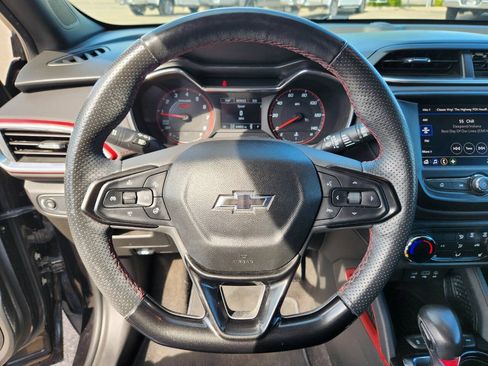 Used 2022 Chevrolet TrailBlazer RS AWD/4WD image 22