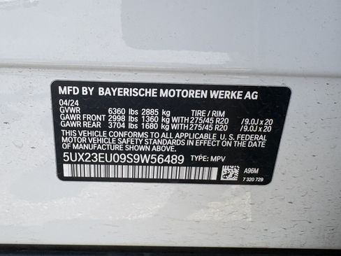 Used 2025 BMW X5 xDrive40i w/ Premium Package AWD/4WD image 34