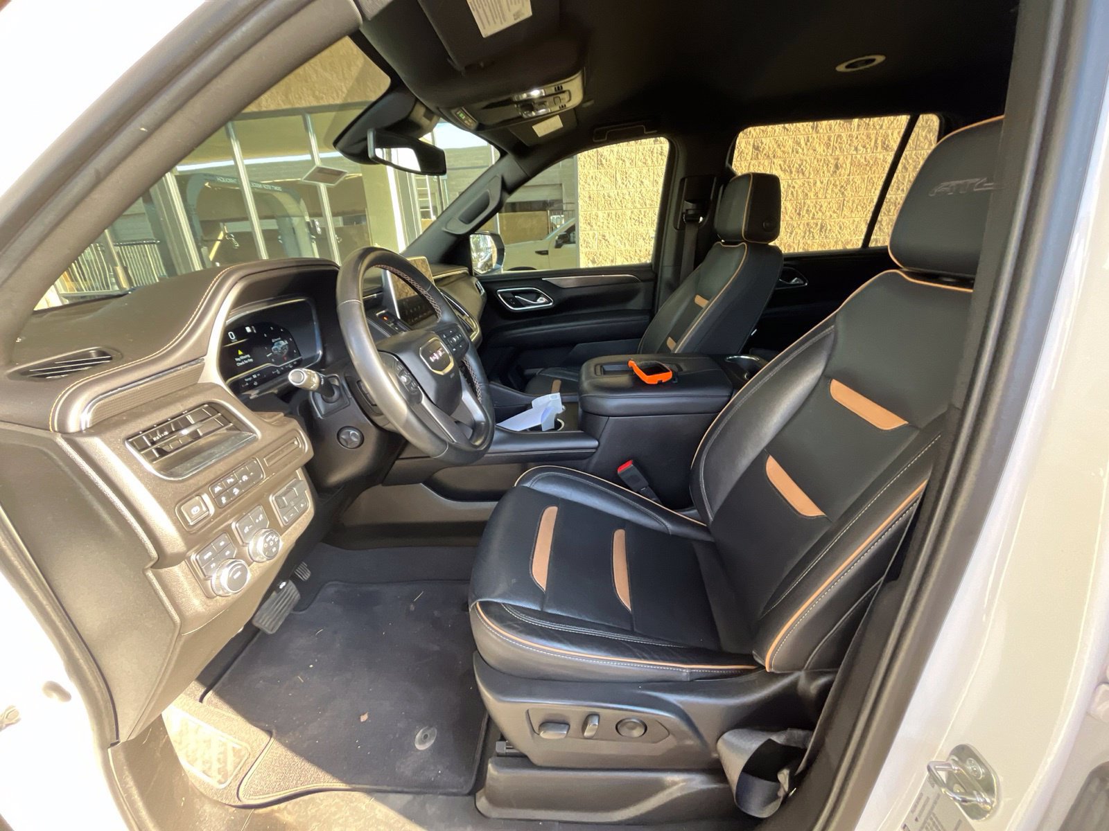 Certified 2023 GMC Yukon AT4 w/ Max Trailering Package AWD/4WD image 9