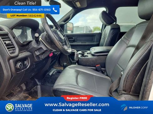 Used 2024 RAM 2500 Tradesman w/ Chrome Appearance Group AWD/4WD image 9