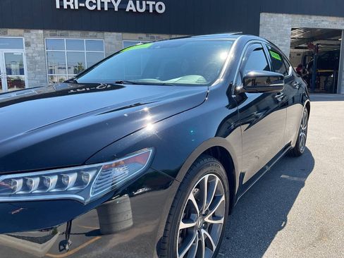 Used 2015 Acura TLX V6 w/ Technology Package FWD image 2
