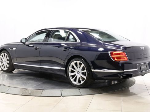Used 2020 Bentley Flying Spur W12 image 81