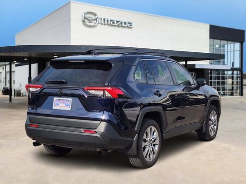 Used 2025 Toyota RAV4 XLE Premium FWD image 5