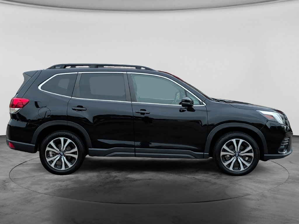 Used 2024 Subaru Forester Limited AWD/4WD image 8