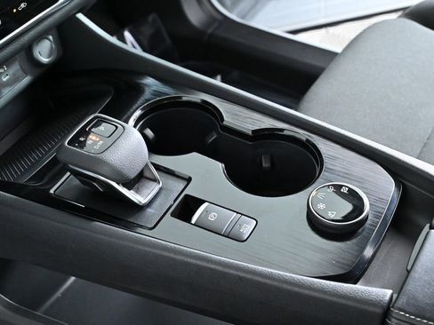 Certified 2025 Nissan Rogue S image 18