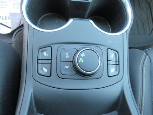 Used 2021 GMC Terrain SLT w/ Infotainment Package II image 21