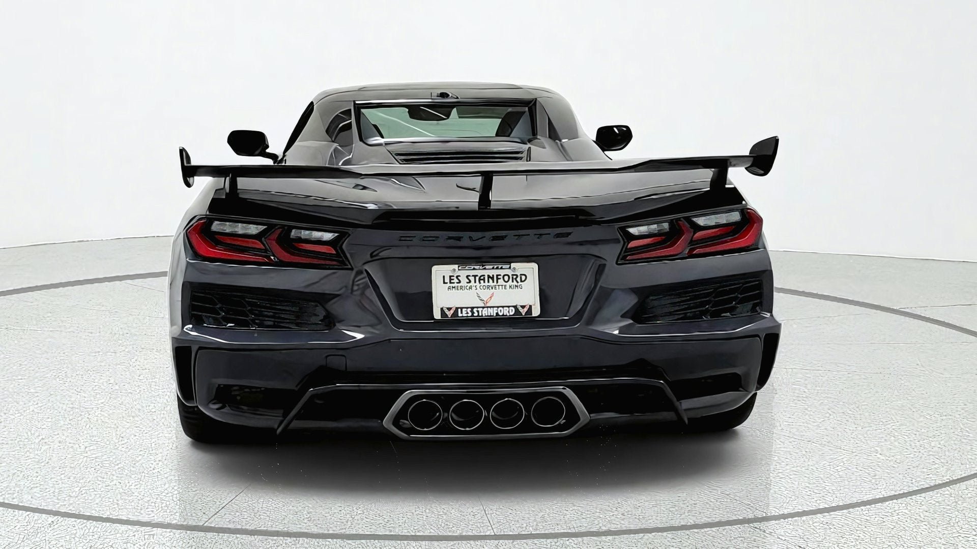 New 2027 Chevrolet Corvette Z06 w/ Stealth Interior Trim Package RWD image 4
