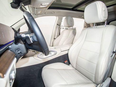 Used 2024 Mercedes-Benz GLS 450 4MATIC image 16