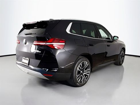 Used 2025 BMW X3 xDrive30i w/ Premium Package image 7