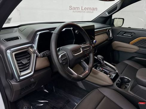 Used 2024 GMC Canyon Denali AWD/4WD image 9
