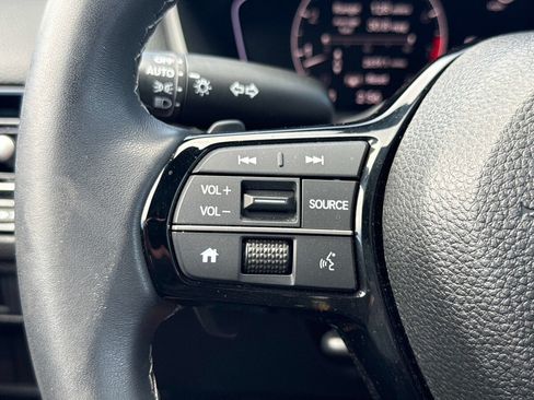 Used 2025 Honda Civic Sport image 26