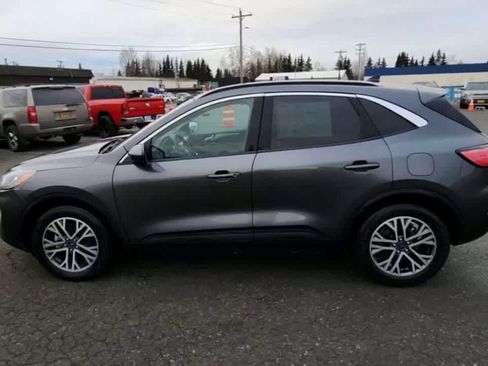 Used 2020 Ford Escape SEL AWD/4WD image 5