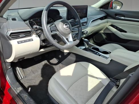 Used 2023 Nissan Altima 2.5 SL image 10