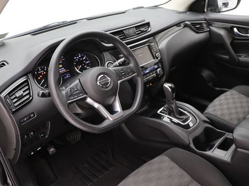 Used 2019 Nissan Rogue Sport SV image 13
