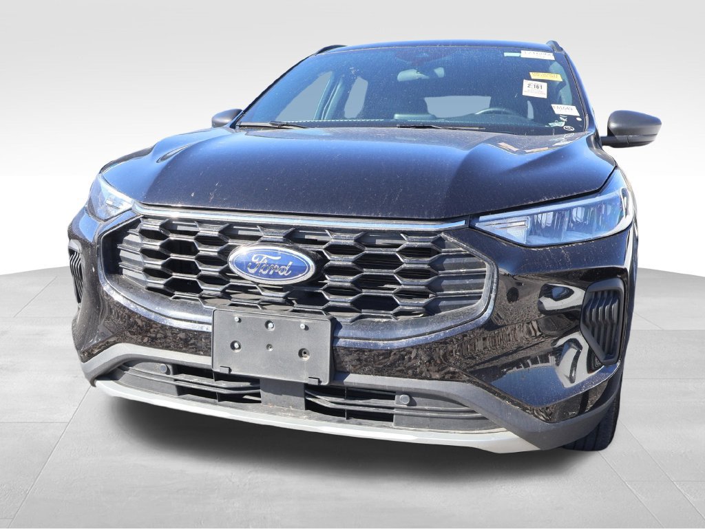 Used 2025 Ford Escape ST-Line AWD/4WD image 4