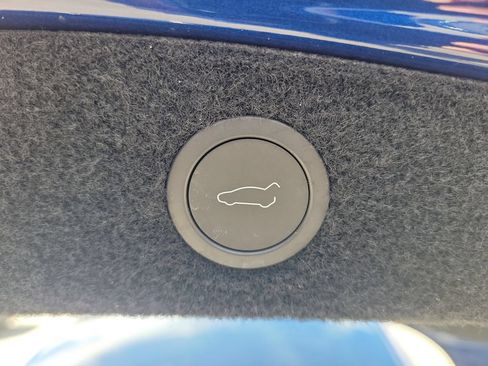 Used 2024 Tesla Model 3 Standard Range RWD image 7