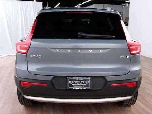 Certified 2023 Volvo XC40 B5 Plus w/ Protection Package Premier image 4